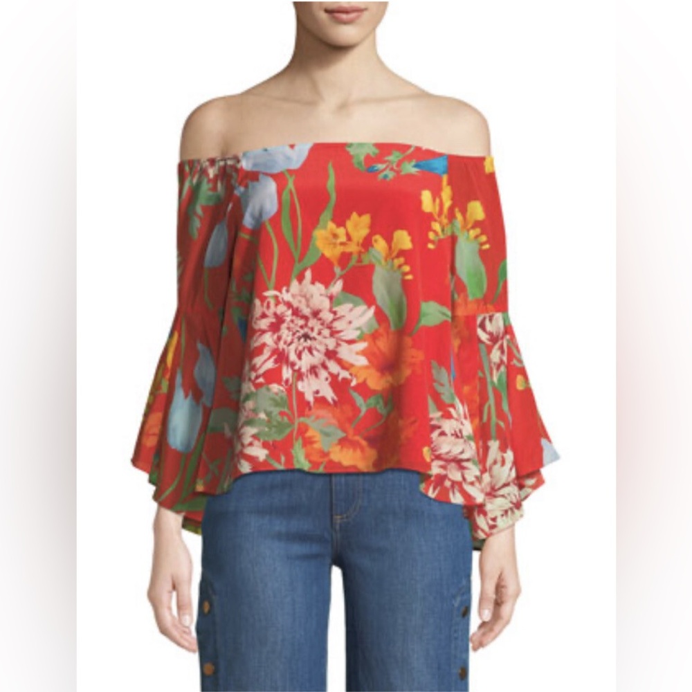 Alice & Olivia Shera Top. Size L. Pre Owned Excellent Condition. 100% Silk
